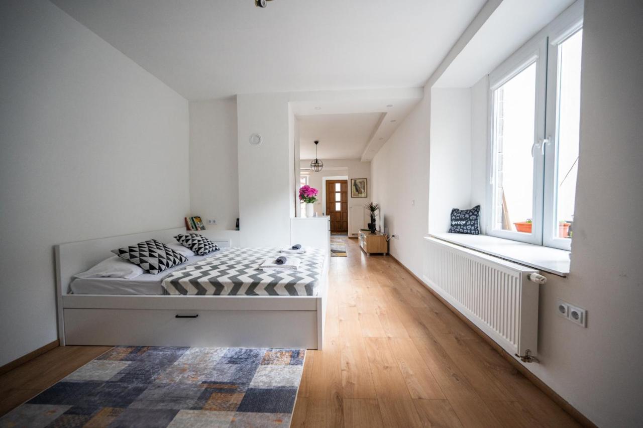 סראייבו Modern Studio Apartment In The Old Town מראה חיצוני תמונה